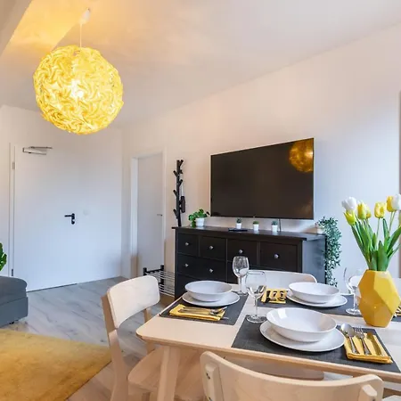 Modern Apartment For 6 Close To The Schanzenviertel - Unit 1